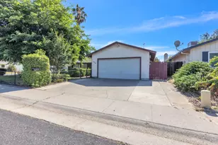 319 Jesse Ave, Roseville, CA 95678 - Photo 3