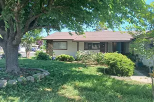 319 Jesse Ave, Roseville, CA 95678 - Photo 1