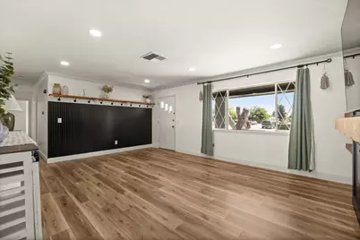 1516 Gray Avenue, Yuba City, CA 95991 - Photo 9