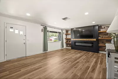 1516 Gray Avenue, Yuba City, CA 95991 - Photo 9