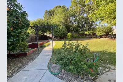 416 Crescent Drive, Los Banos, CA 93635 - Photo 57