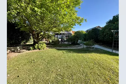 416 Crescent Drive, Los Banos, CA 93635 - Photo 59