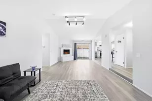 7370 Bruno Way, Sacramento, CA 95828 - Photo 9