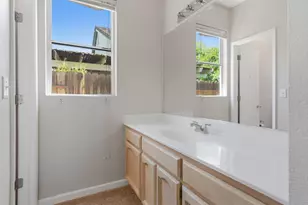 9240 Rose Parade Way, Sacramento, CA 95826 - Photo 13