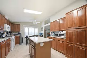 Duke Dr, Livingston, CA 95334 - Photo 13