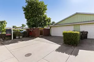 3006 53rd St, Sacramento, CA 95820 - Photo 3