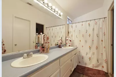 2120 Tillie Lewis Drive, Stockton, CA 95206 - Photo 15