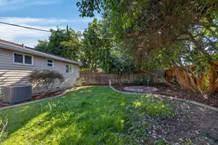 4549 Lippi Pkwy, Sacramento, CA 95823 - Photo 41