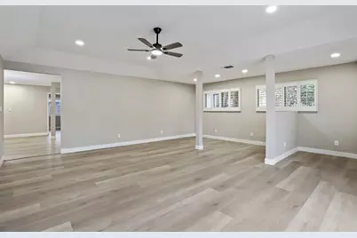 8628 Fallbrook Way, Sacramento, CA 95826 - Photo 9