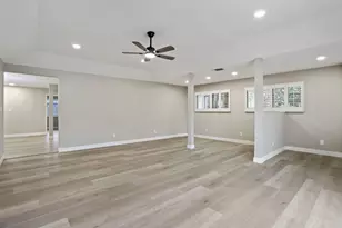8628 Fallbrook Way, Sacramento, CA 95826 - Photo 9