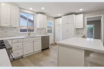 8628 Fallbrook Way, Sacramento, CA 95826 - Photo 17