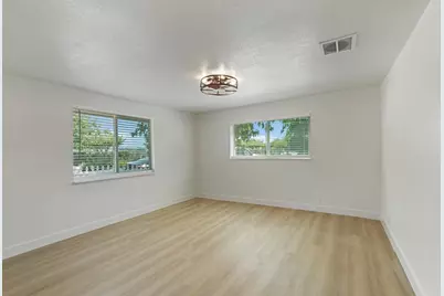 522 S Lincoln Way, Galt, CA 95632 - Photo 19
