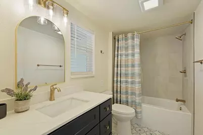 522 S Lincoln Way, Galt, CA 95632 - Photo 9
