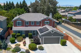 402 Payton Ct, Tracy, CA 95377 - Photo 3