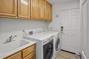 402 Payton Ct, Tracy, CA 95377 - Photo 29