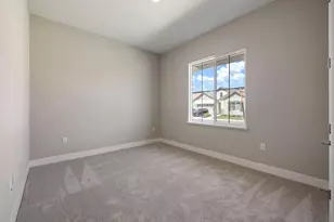 3062 Wisteria Dr, Lodi, CA 95242 - Photo 9