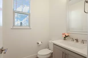 98 E Calder Dr, Mountain House, CA 95391 - Photo 7