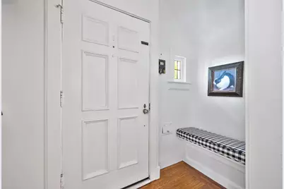 2755 25th Street, Sacramento, CA 95818 - Photo 9