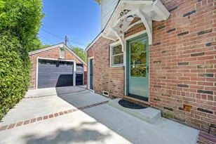2755 25th St, Sacramento, CA 95818 - Photo 63