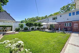 2755 25th St, Sacramento, CA 95818 - Photo 47