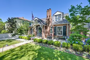 2755 25th St, Sacramento, CA 95818 - Photo 5