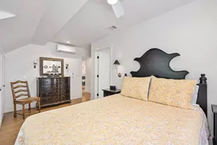 2755 25th St, Sacramento, CA 95818 - Photo 31