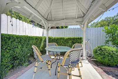 2755 25th Street, Sacramento, CA 95818 - Photo 49
