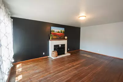 1938 Chelsea, Modesto, CA 95350 - Photo 5