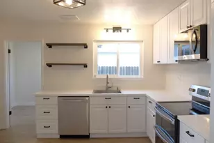1822 Joaquin St, Modesto, CA 95350 - Photo 7
