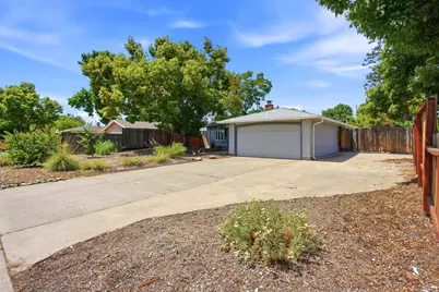 4617 Robertson Avenue, Sacramento, CA 95821 - Photo 3