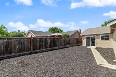 688 Chestnut Avenue, Tracy, CA 95376 - Photo 31