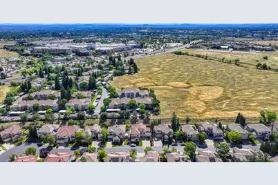 2110 Blackheath Lane, Roseville, CA 95678 - Photo 69