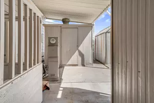 Calle Maria, Elk Grove, CA 95624 - Photo 47