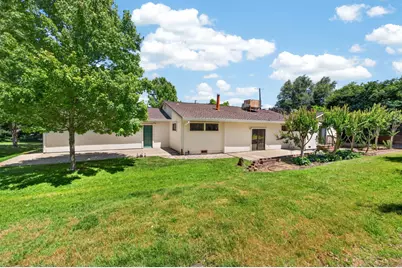 9490 Golden Gate Avenue, Orangevale, CA 95662 - Photo 27