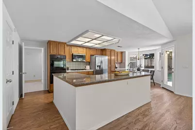 1582 Misty Wood Drive, Roseville, CA 95747 - Photo 9