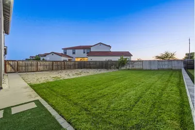7487 Amonde Way, Elk Grove, CA 95757 - Photo 15
