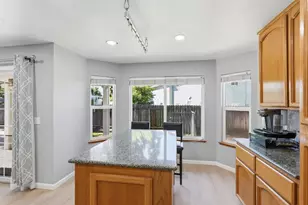 8510 Diamond Oak Way, Elk Grove, CA 95624 - Photo 17