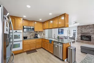 8510 Diamond Oak Way, Elk Grove, CA 95624 - Photo 13