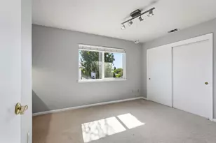 8510 Diamond Oak Way, Elk Grove, CA 95624 - Photo 25