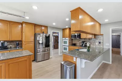 8510 Diamond Oak Way, Elk Grove, CA 95624 - Photo 13