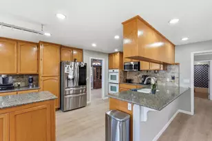 8510 Diamond Oak Way, Elk Grove, CA 95624 - Photo 13