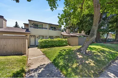 6239 Riverside Boulevard #2, Sacramento, CA 95831 - Photo 3