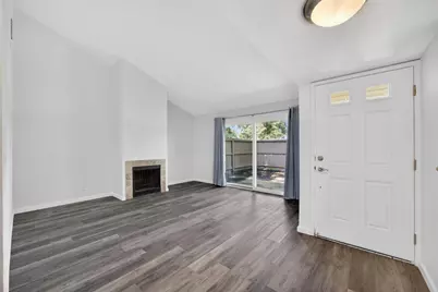 6239 Riverside Boulevard #2, Sacramento, CA 95831 - Photo 7