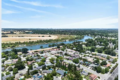 6239 Riverside Boulevard #2, Sacramento, CA 95831 - Photo 41