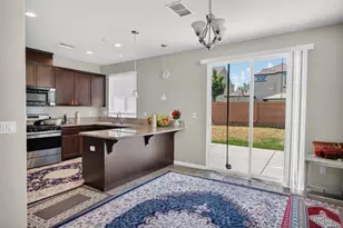 1211 Golden Angel Wy, Sacramento, CA 95838 - Photo 9