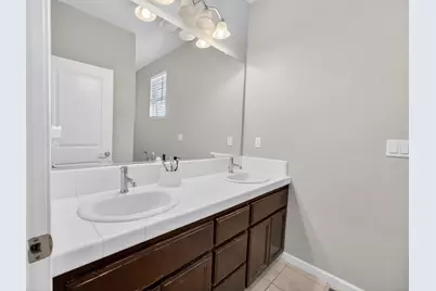 1211 Golden Angel Way, Sacramento, CA 95838 - Photo 17