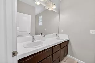 1211 Golden Angel Wy, Sacramento, CA 95838 - Photo 17