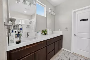 1211 Golden Angel Wy, Sacramento, CA 95838 - Photo 25