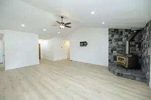 1748 Brennan Ave, Escalon, CA 95320 - Photo 13