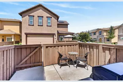 211 Rochdale Street, Roseville, CA 95661 - Photo 51